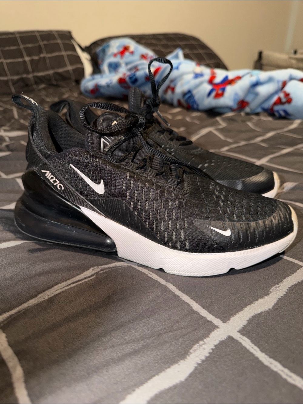 Nike Women's Black/White Air Max 270 React Sneakers